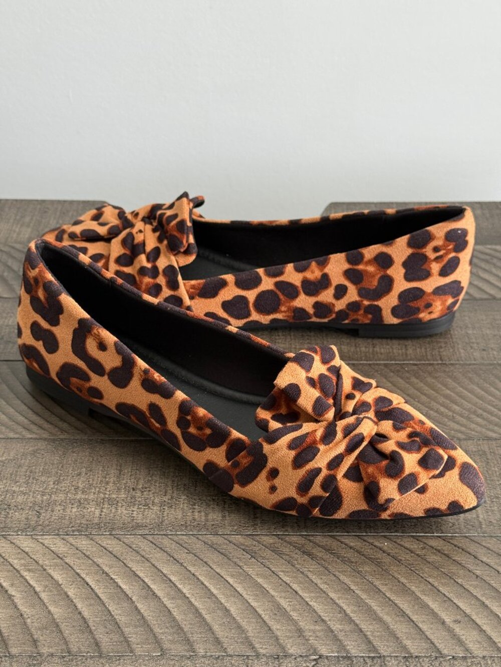 Musshoe Leopard Twist Casual Pointed Toe Flats